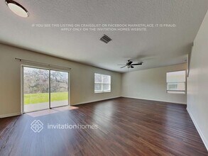 35859 Jenny Lynne Cir in Zephyrhills, FL - Foto de edificio - Building Photo