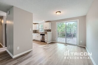 5934 Sunrise Ct in Charlotte, NC - Building Photo - Building Photo
