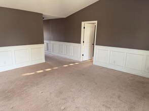 6750 Woodcrest Dr in Avon, IN - Building Photo - Building Photo