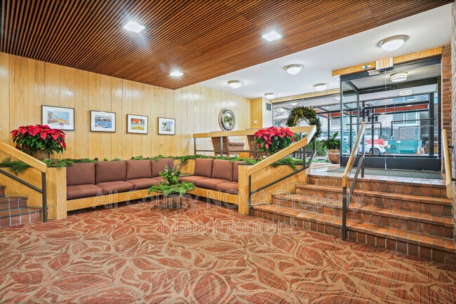 1140 23rd St NW in Washington, DC - Building Photo - Building Photo