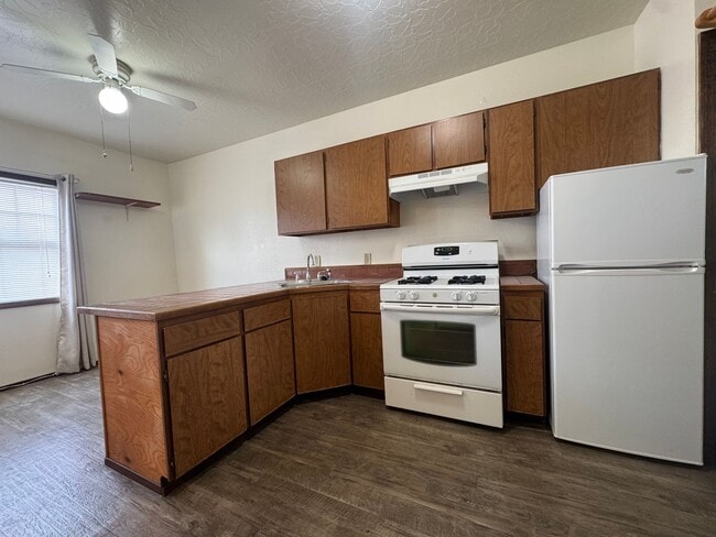 1301 6th St in Eureka, CA - Building Photo - Building Photo