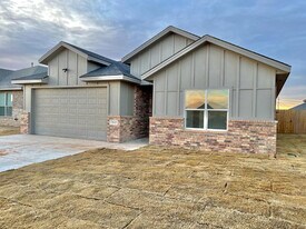 7805 96th St in Lubbock, TX - Building Photo