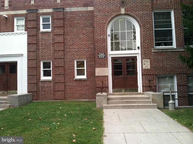 51 Depaul St