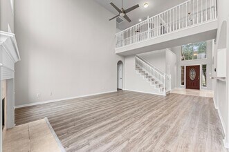 16927 Terrace Park Dr in Houston, TX - Building Photo - Building Photo