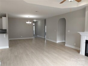 835 Wisteria Wy in Salisbury, NC - Building Photo - Building Photo