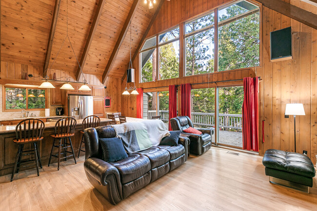 property at 596 Pioneer Rd