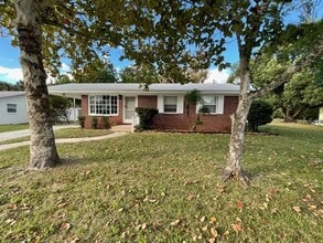 2501 Sheridan Rd in Mount Dora, FL - Building Photo - Building Photo