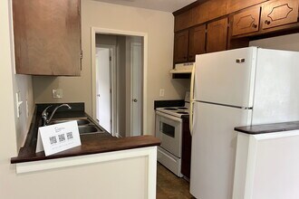 728 Montclair Dr in Wilmington, NC - Building Photo - Building Photo