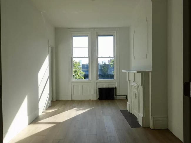 652 Leonard St, Unit Apartment 2 in Brooklyn, NY - Building Photo - Building Photo