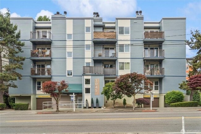 3045 20th Ave W in Seattle, WA - Foto de edificio - Building Photo