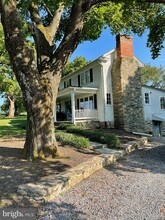 18373 Lickey Mill Rd in Purcellville, VA - Foto de edificio - Building Photo