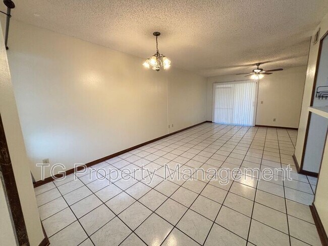 703 Trekker St in Jacksonville, FL - Building Photo - Building Photo