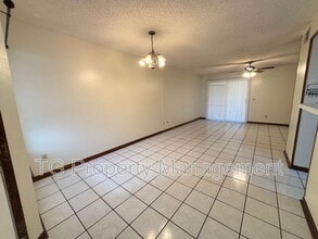 703 Trekker St in Jacksonville, FL - Building Photo - Building Photo