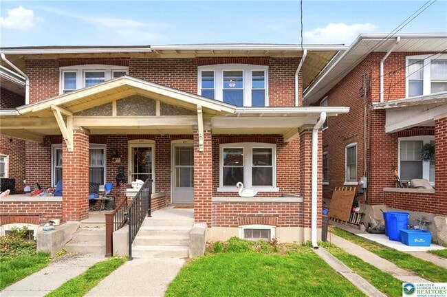 property at 819 Chestnut St