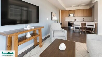 350 Maple Dr SW in Washington, DC - Foto de edificio - Building Photo