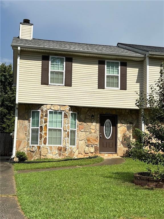 property at 3563 N Hopkins Ct