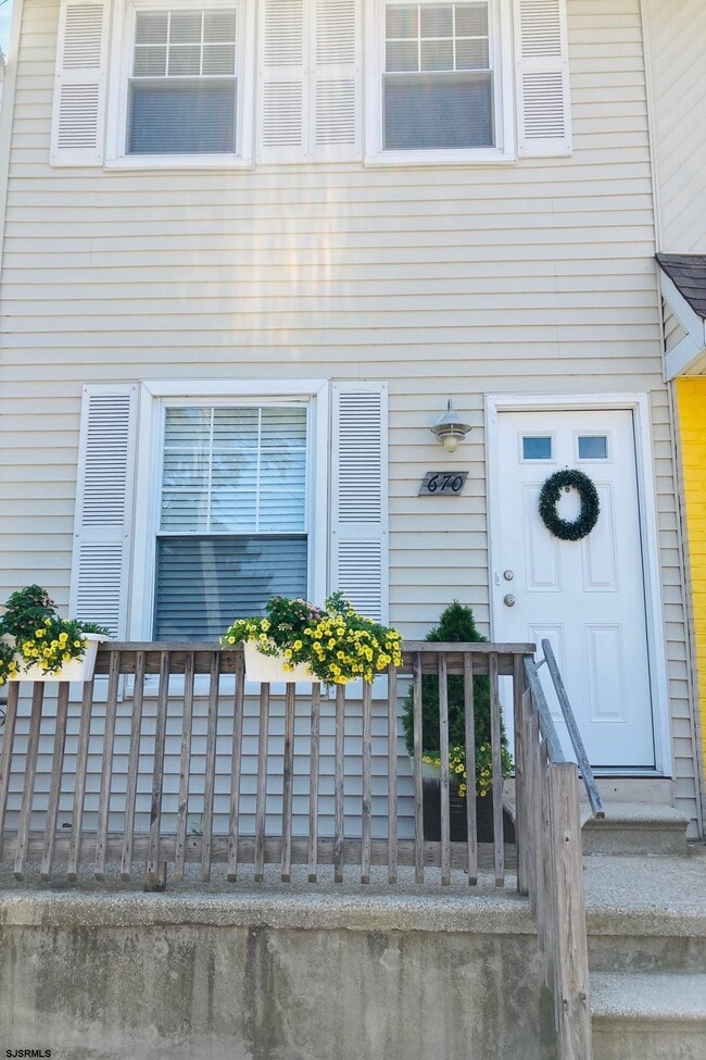 670 Carolyn Terrace in Atlantic City, NJ - Building Photo - Building Photo