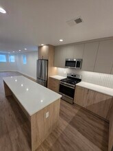 2741 W Belmont Ave in Chicago, IL - Building Photo - Building Photo