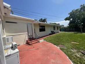 1928 Wilson St in Hollywood, FL - Building Photo - Building Photo