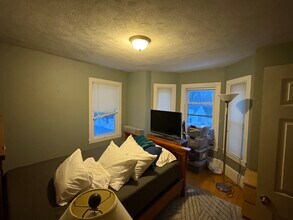 312 Cherry St in Newton, MA - Foto de edificio - Building Photo