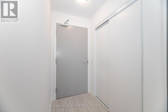 260 Malta Ave. in Brampton, ON - Building Photo - Building Photo