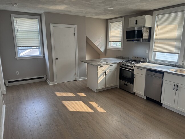 property at 62 Greenwich St