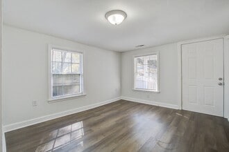 4716 Mint Ave in North Charleston, SC - Building Photo - Building Photo