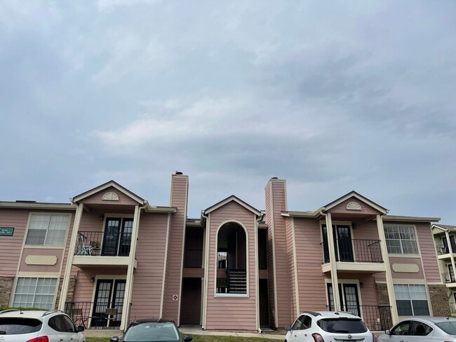 property at 2550 N Alafaya Trail