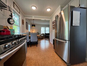 548 Cromwell Dr in Traverse City, MI - Building Photo - Building Photo