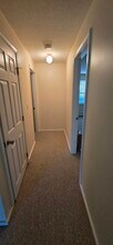 18 Cresent Ave in West Brookfield, MA - Building Photo - Building Photo