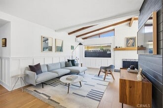 3834 W 147th Pl in Hawthorne, CA - Foto de edificio - Building Photo