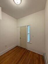 163 BIDWELL Ave in Jersey City, NJ - Building Photo - Building Photo