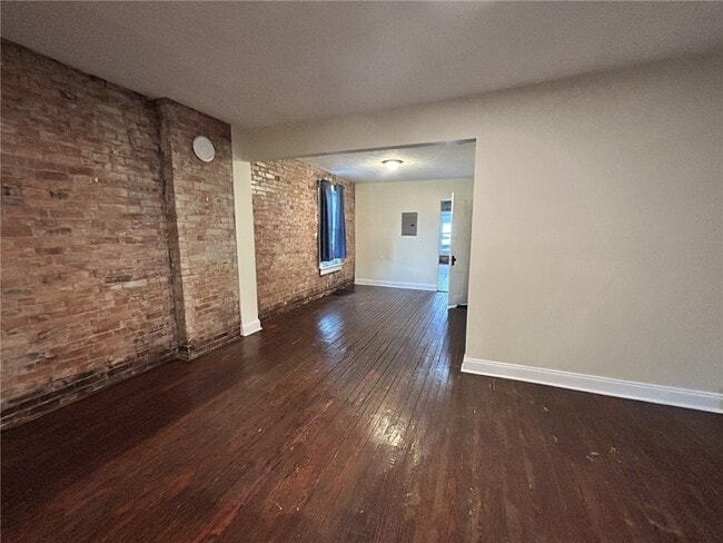 258 E 14th St in Elmira, NY - Building Photo - Building Photo