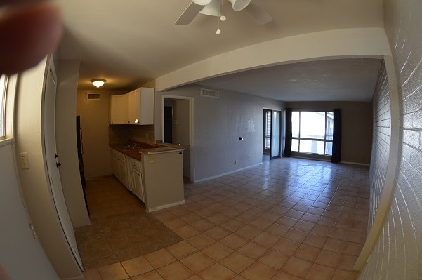 3828 N 32nd St, Unit UPPER in Phoenix, AZ - Foto de edificio - Building Photo