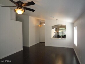10542 E Star of the Desert Dr in Scottsdale, AZ - Building Photo - Building Photo