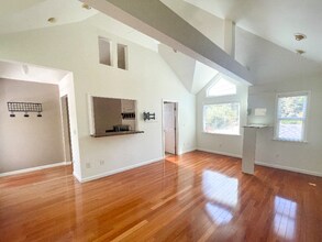 170 Bales Dr in Walnut Creek, CA - Building Photo - Building Photo