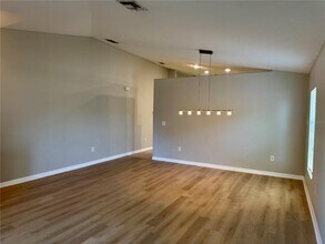10405 Summer Azure Dr in Riverview, FL - Building Photo - Building Photo
