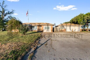 4525 N 247th St W in Andale, KS - Building Photo