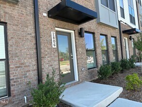 2806 Kempthorne Rd in Cary, NC - Building Photo - Building Photo