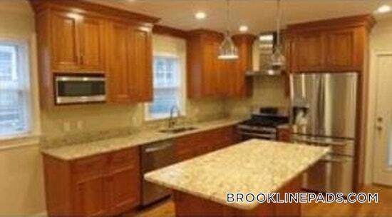 7 Acron Rd, Unit 2 in Brookline, MA - Building Photo - Building Photo