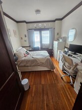 24 Sunset Rd, Unit 2 in Somerville, MA - Building Photo - Building Photo