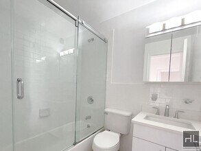 WEST 73 STREET in New York, NY - Building Photo - Building Photo