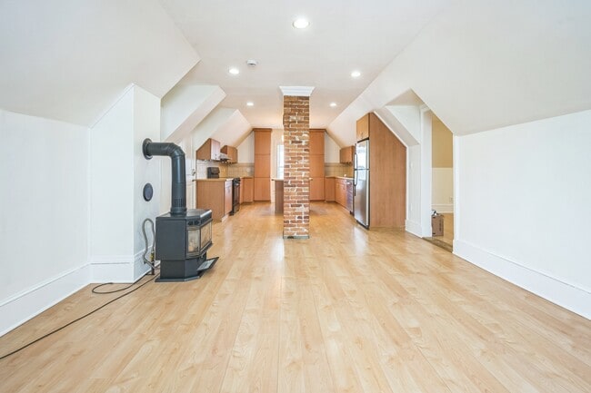 91 Walnut St in Manchester, NH - Building Photo - Building Photo