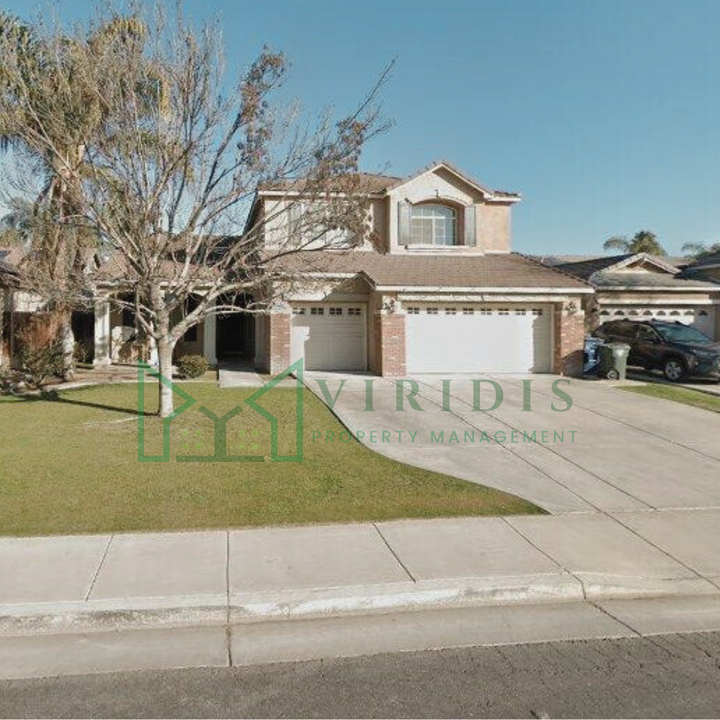 10702 Villa Hermosa Dr in Bakersfield, CA - Building Photo