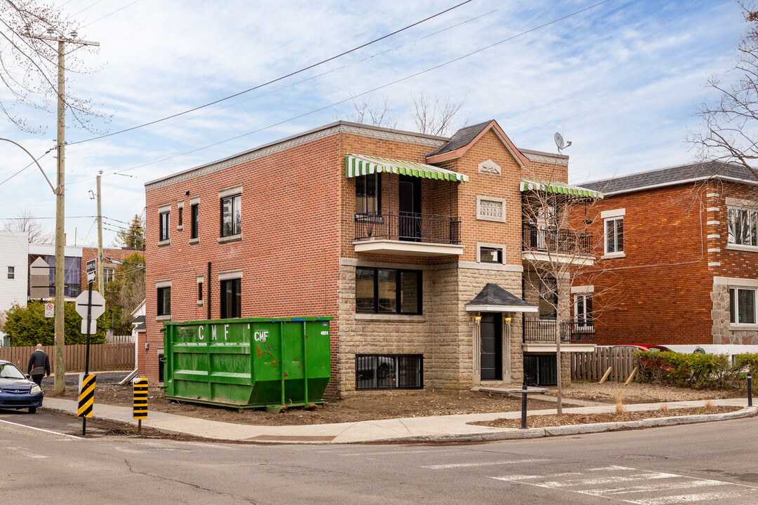 10495 De La Roche Rue in Montréal, QC - Building Photo