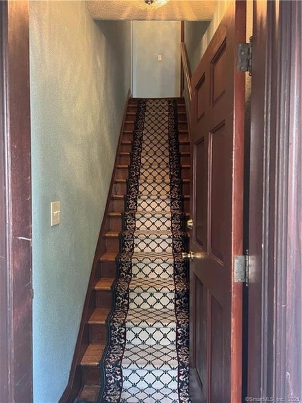 214 Goffe Terrace, Unit 2 in New Haven, CT - Building Photo - Building Photo