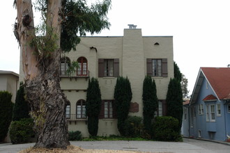 1136 El Camino Real in Burlingame, CA - Building Photo - Building Photo