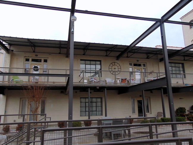 Globe Tobacco Lofts in Mount Airy, NC - Building Photo - Building Photo