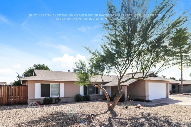 10623 N 49th Ave in Glendale, AZ - Building Photo - Building Photo