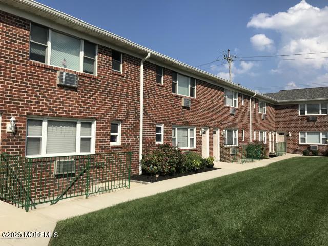 197 Parker Ave in Manasquan, NJ - Building Photo - Building Photo